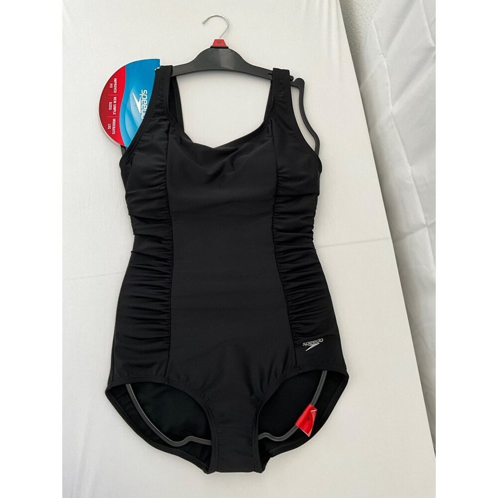 Speedo Women’s Sz M Sólid Swimsuit Black